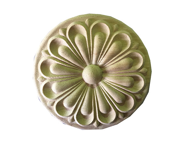 Декоративное изделие из дерева