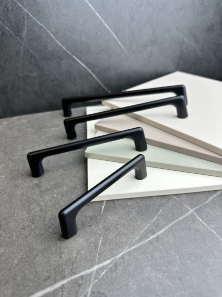 Ручка-скоба 586- 096, чёрный матовый