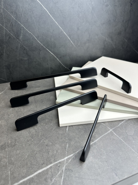 Ручка-скоба 591- 096, чёрный матовый