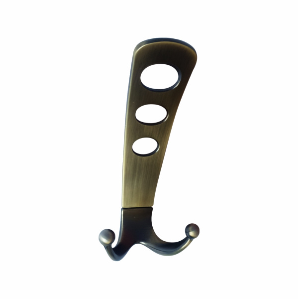 Крючок 018 - 3-х рожковый, черная античная медь  RIFF